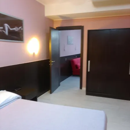 Hotel Motel Residence Gonzaga Cantello Exterior photo